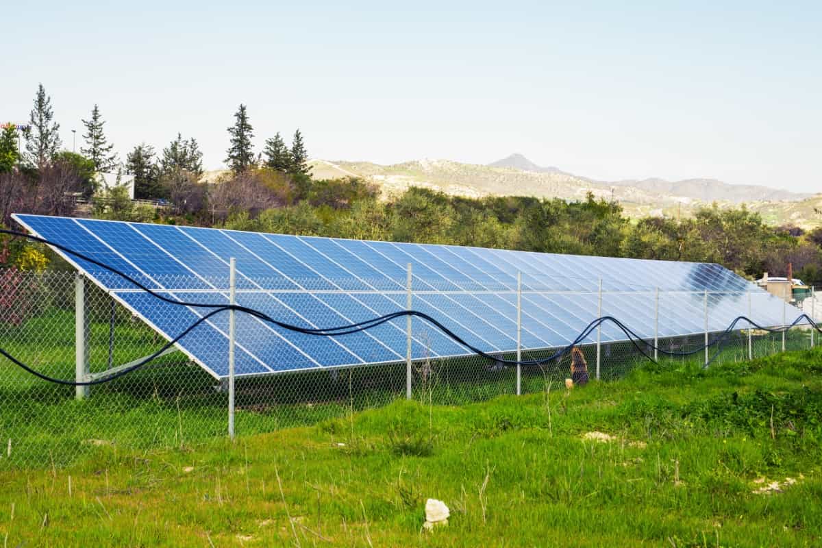من ضوء الشمس إلى الاستدامة: 15 طريقة لاستخدام تكنولوجيا الطاقة الشمسية في الزراعة