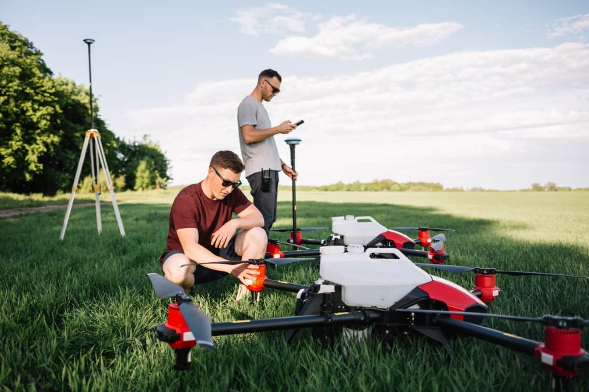Farmers Set up Agricultural Drones